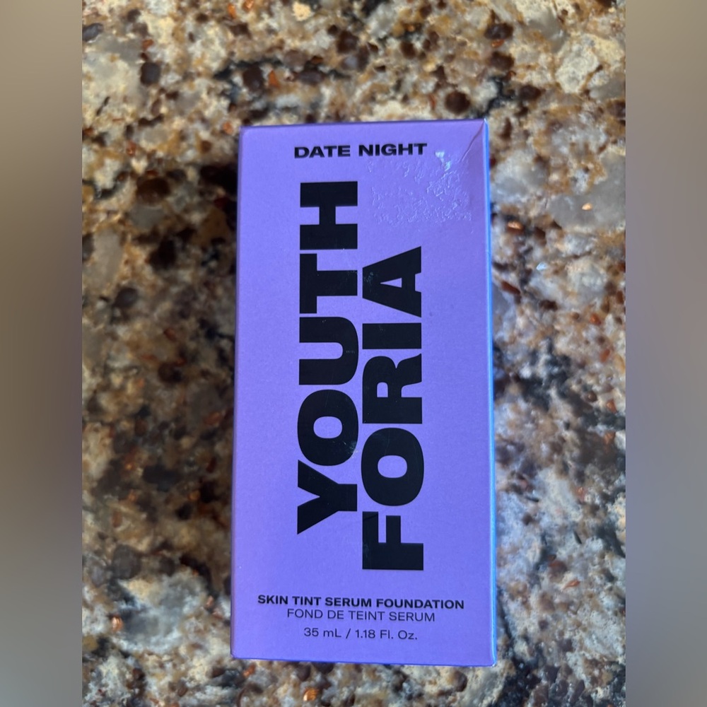 Youth flora date night serum foundation